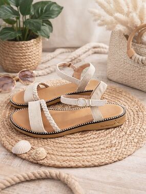 Boho Braided Strap Sandals Neutral Beige Ankle Strap Flat Size 8 Summer